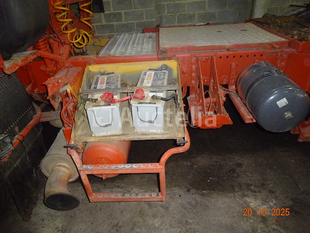 Volvo truck voor onderdelen - afbeelding 4 van  17