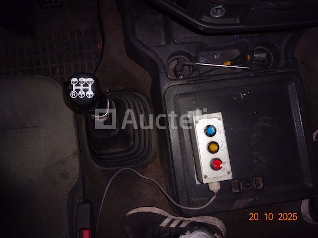 Volvo truck voor onderdelen - afbeelding 9 van  17