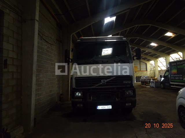 Volvo truck voor onderdelen - afbeelding 11 van  17