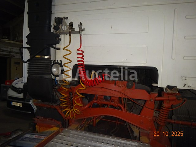 Volvo truck voor onderdelen - afbeelding 15 van  17