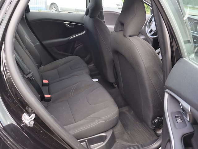 Volvo v40 - yv1mv7431g2322935 - 2015 - afbeelding 3 van  23