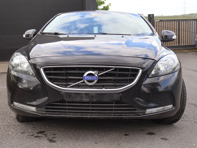 Volvo v40 - yv1mv7431g2322935 - 2015 - afbeelding 12 van  23