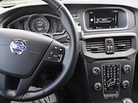 Volvo v40 - yv1mv7431g2322935 - 2015 - afbeelding 23 van  23