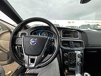 Volvo v40 1.6 d2 momentum r-design, 2015 - afbeelding 4 van  31