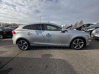 Volvo v40 1.6 d2 momentum r-design, 2015 - afbeelding 26 van  31