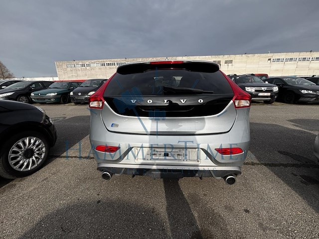 Volvo v40 1.6 d2 momentum r-design, 2015 - afbeelding 28 van  31