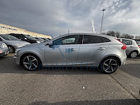 Volvo v40 1.6 d2 momentum r-design, 2015 - afbeelding 30 van  31
