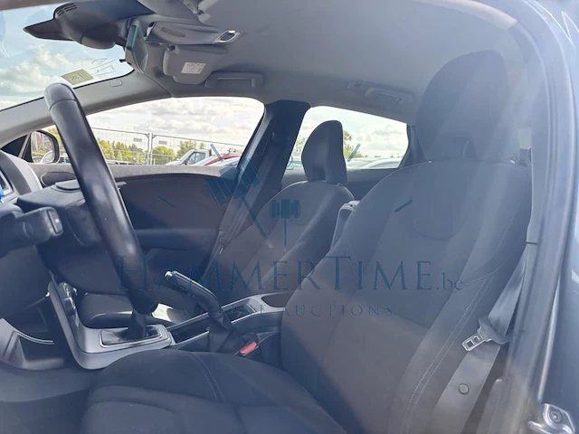 Volvo v40 2 0 d2 eco kinetic, 2017 - afbeelding 2 van  30