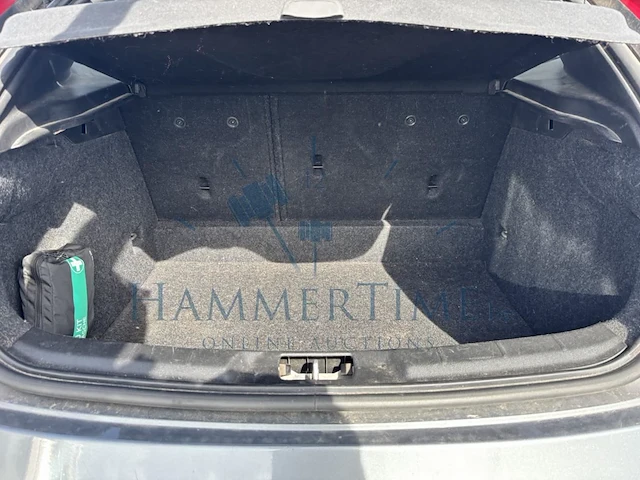 Volvo v40 2 0 d2 eco kinetic, 2017 - afbeelding 16 van  30