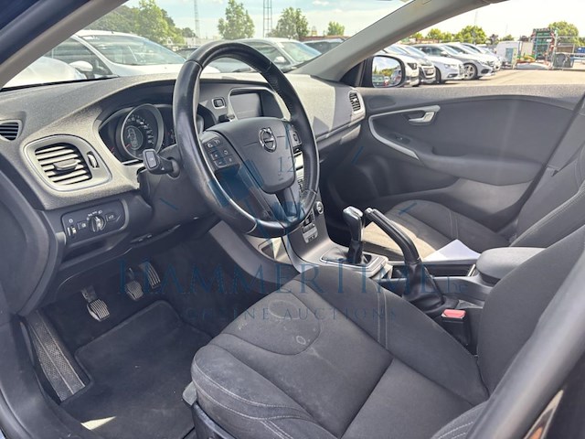 Volvo v40 2 0 d2 eco kinetic, 2018 - afbeelding 3 van  34