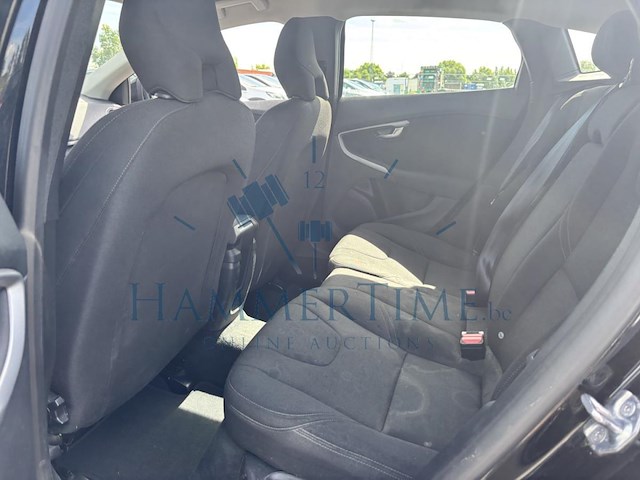 Volvo v40 2 0 d2 eco kinetic, 2018 - afbeelding 14 van  34
