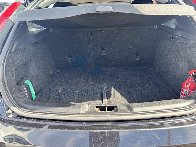Volvo v40 2 0 d2 eco kinetic, 2018 - afbeelding 15 van  34