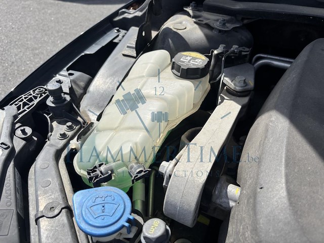 Volvo v40 2 0 d2 eco kinetic, 2018 - afbeelding 24 van  34