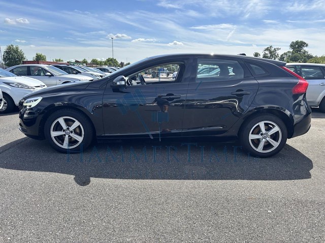 Volvo v40 2 0 d2 eco kinetic, 2018 - afbeelding 33 van  34