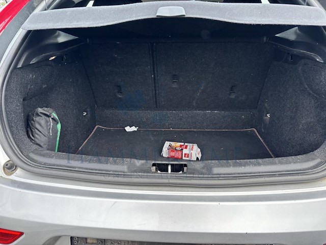 Volvo v40 2.0 d2-82 ocean race, 2015 - afbeelding 14 van  32