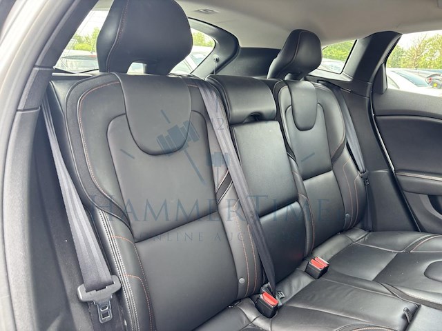 Volvo v40 2.0 d2-82 ocean race, 2015 - afbeelding 16 van  32
