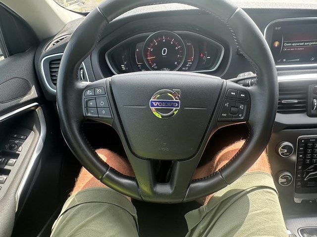 Volvo v40 2.0 t2 eco kinetic 122, 2016 - afbeelding 5 van  35