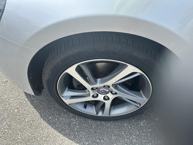 Volvo v40 2.0 t2 eco kinetic 122, 2016 - afbeelding 15 van  35
