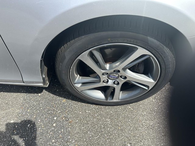 Volvo v40 2.0 t2 eco kinetic 122, 2016 - afbeelding 19 van  35