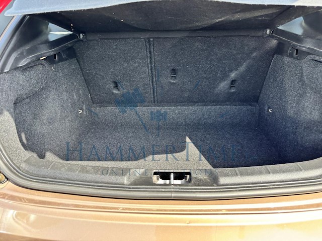 Volvo v40 cross country v40 d2 momentum, 2015 - afbeelding 24 van  38