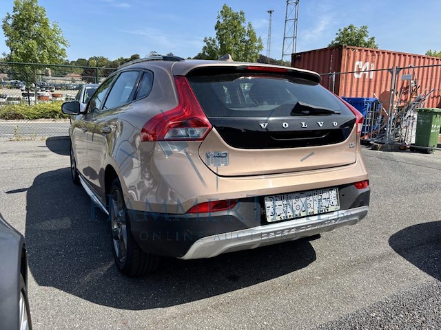 Volvo v40 cross country v40 d2 momentum, 2015 - afbeelding 7 van  38