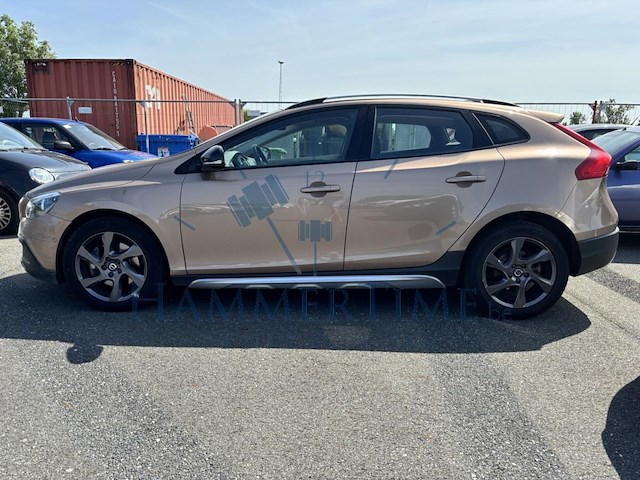 Volvo v40 cross country v40 d2 momentum, 2015 - afbeelding 8 van  38