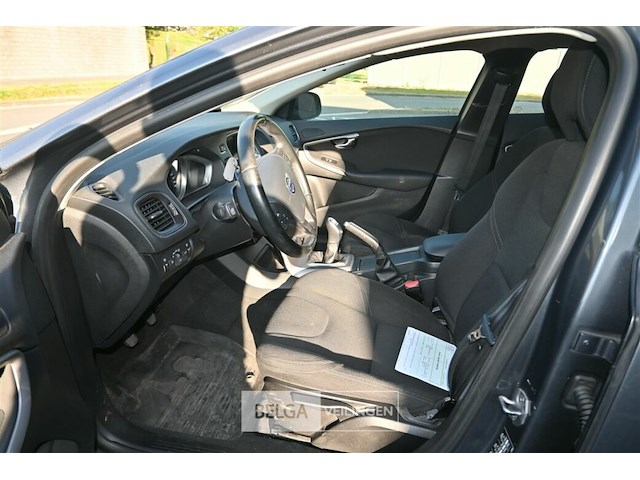 Volvo v40 - afbeelding 18 van  22