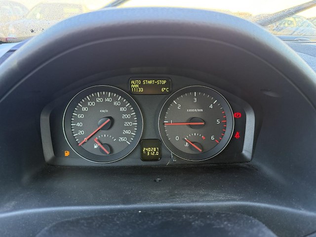 Volvo v50 1.6 d drive start/stop, 2010 - afbeelding 2 van  29