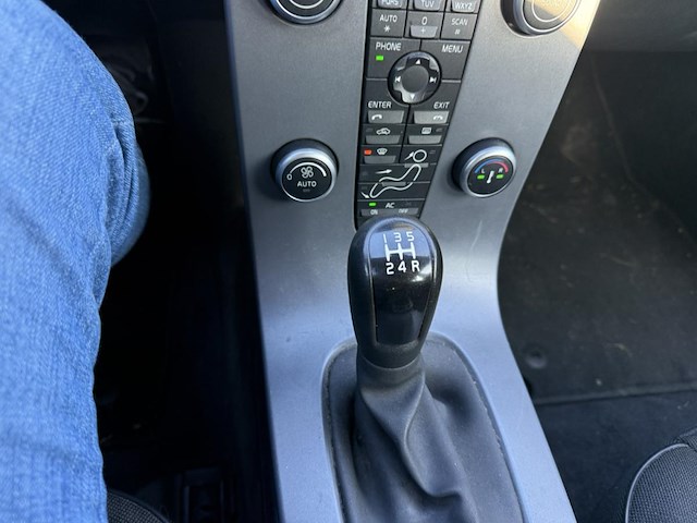 Volvo v50 1.6 d drive start/stop, 2010 - afbeelding 4 van  29