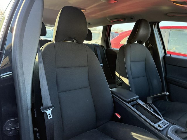 Volvo v50 1.6 d drive start/stop, 2010 - afbeelding 11 van  29