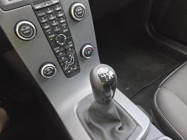 Volvo v50 1.6 d drive start/stop kinetic,2011 - afbeelding 19 van  45