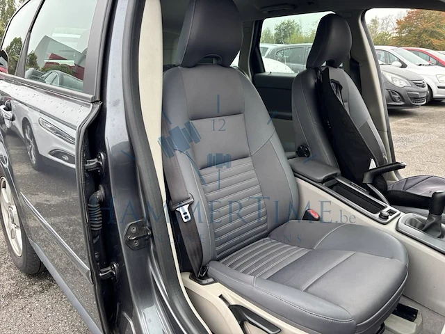 Volvo v50 1.6 d kinetic, 2008 - afbeelding 17 van  32