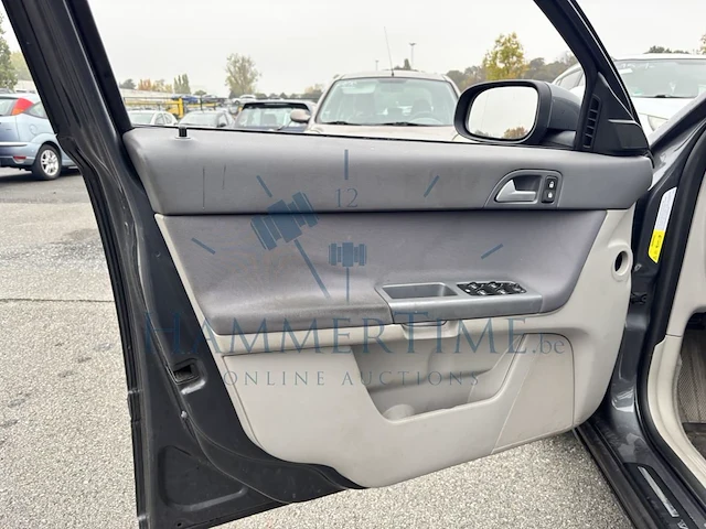 Volvo v50 1.6 d kinetic, 2008 - afbeelding 32 van  32