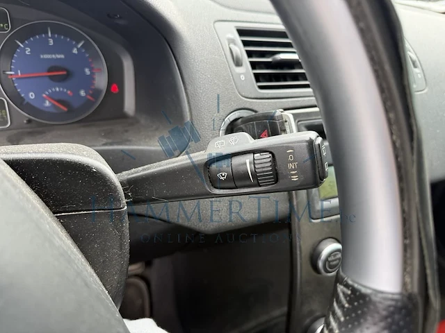Volvo v50 2.0 d momentum powershift 136 at, 2008 - afbeelding 10 van  36
