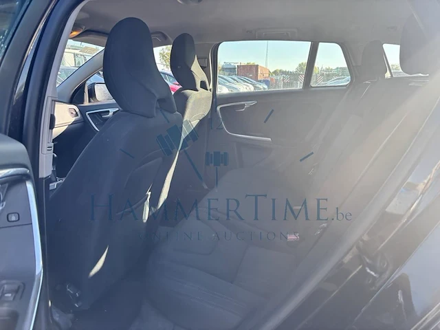 Volvo v60 1.6 d2 momentum, 2013 - afbeelding 11 van  31