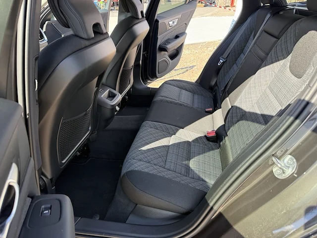 Volvo v60, 2025 - afbeelding 16 van  35