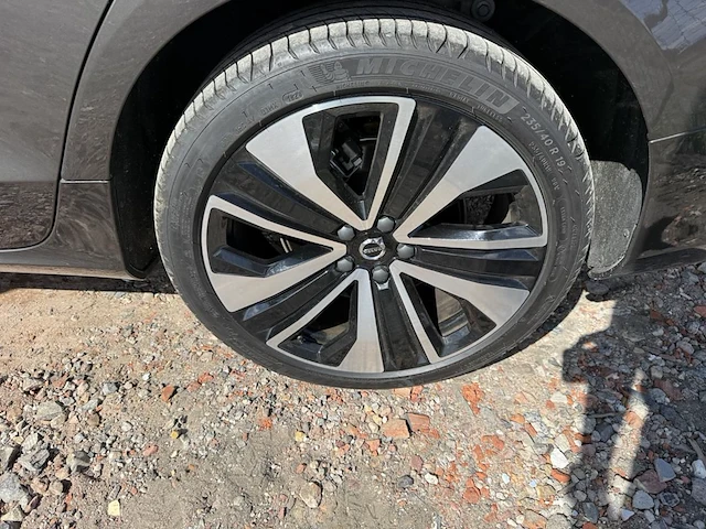 Volvo v60, 2025 - afbeelding 17 van  35