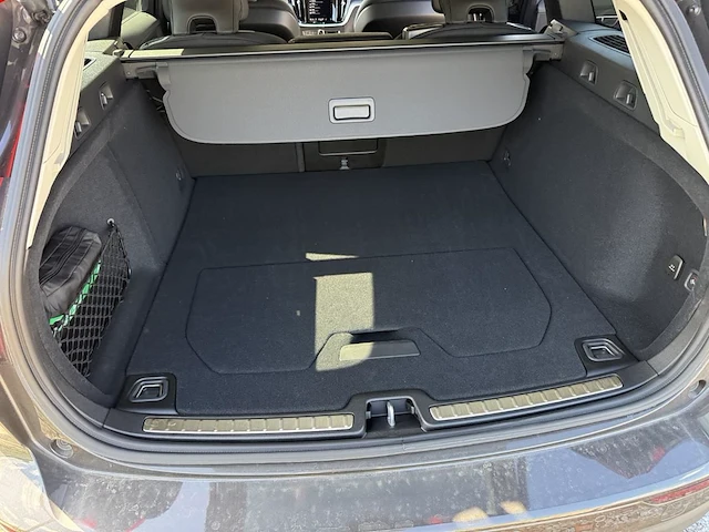 Volvo v60, 2025 - afbeelding 18 van  35