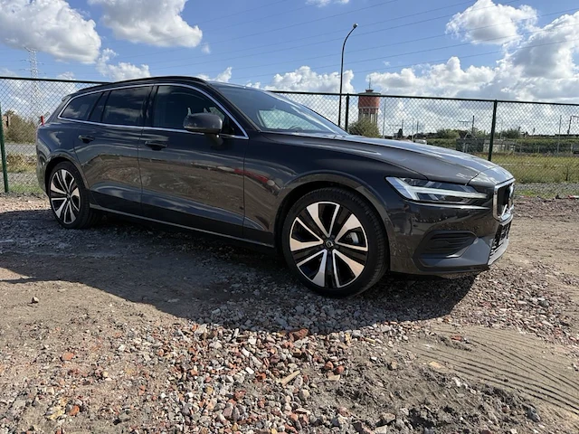 Volvo v60, 2025 - afbeelding 23 van  35