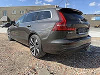 Volvo v60, 2025 - afbeelding 33 van  35