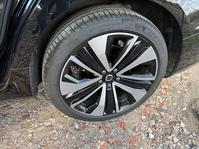 Volvo v60, 2025 - afbeelding 17 van  35