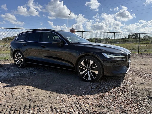 Volvo v60, 2025 - afbeelding 23 van  35