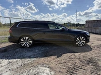 Volvo v60, 2025 - afbeelding 30 van  35
