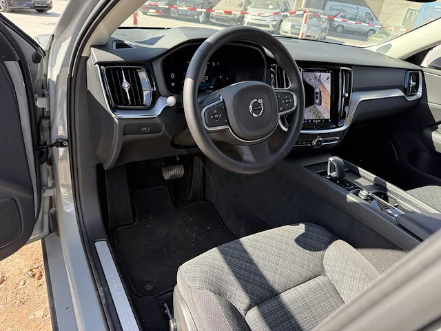 Volvo v60, 2025 - afbeelding 2 van  35