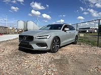 Volvo v60, 2025