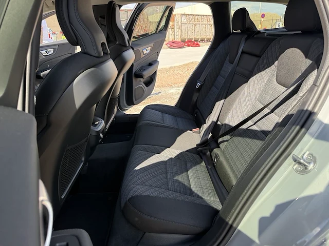 Volvo v60, 2025 - afbeelding 16 van  35