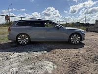Volvo v60, 2025 - afbeelding 30 van  35