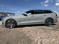 Volvo v60, 2025 - afbeelding 34 van  35