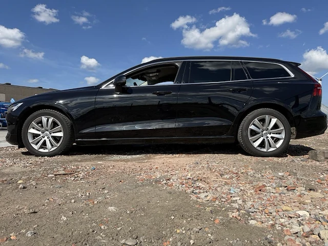 Volvo v60, 2025 - afbeelding 35 van  36