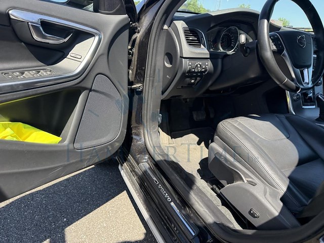 Volvo v60 cross country 2.0 d3 plus geartronic 150 at, 2017 - afbeelding 26 van  27